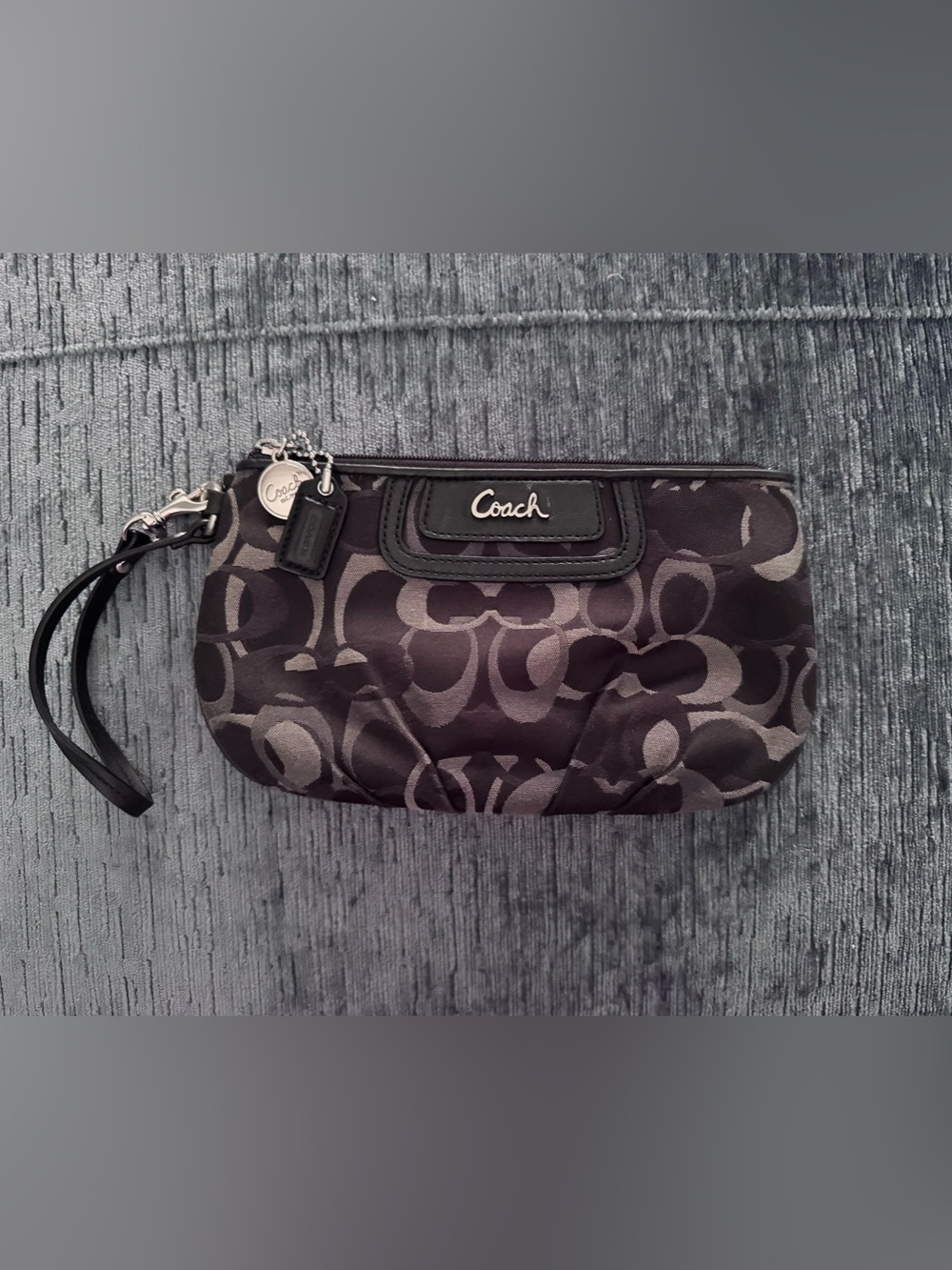 Coach Black & Gray Signature Jacquard Wristlet